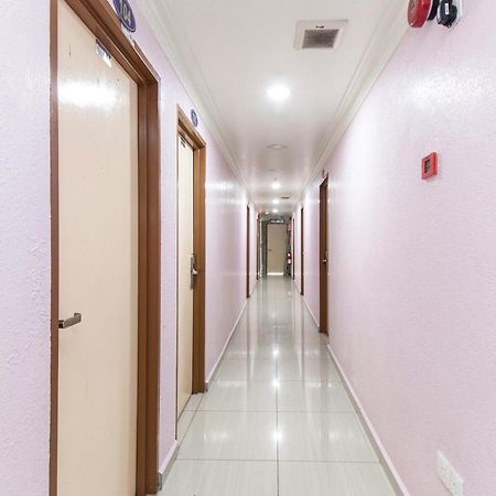 โอโย 258 โฮเต็ล เอสเอ็มซี อะลัม เอเวนิว Hotel ชาห์อาลัม ภายนอก รูปภาพ